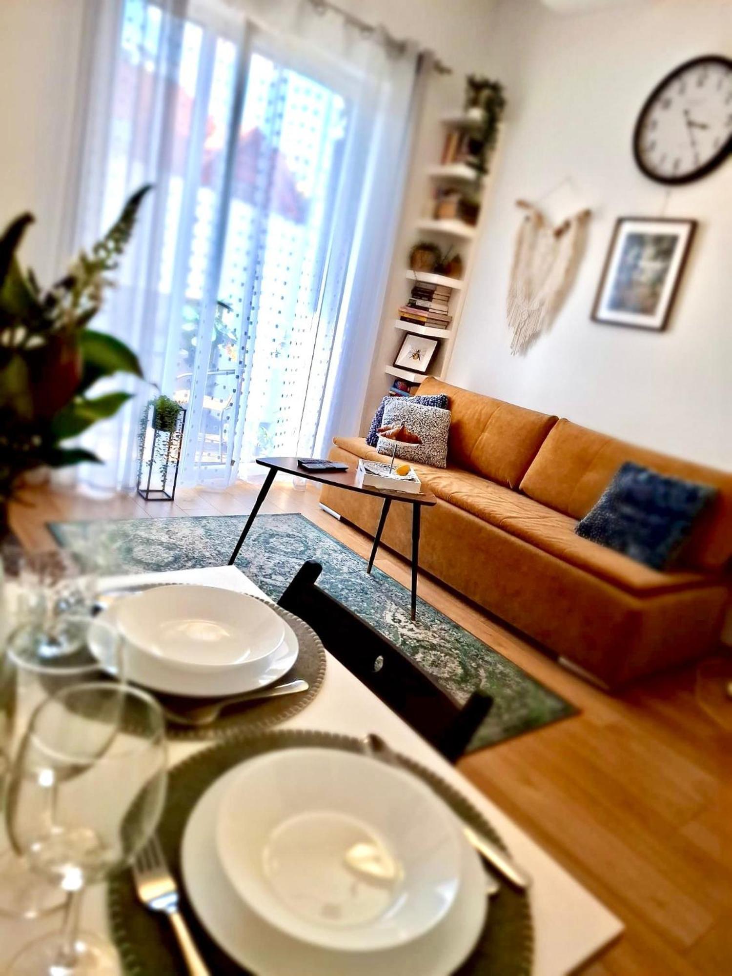Apartament Na Grobli, Przy Kladce Zwierzynieckiej ヴロツワフ エクステリア 写真